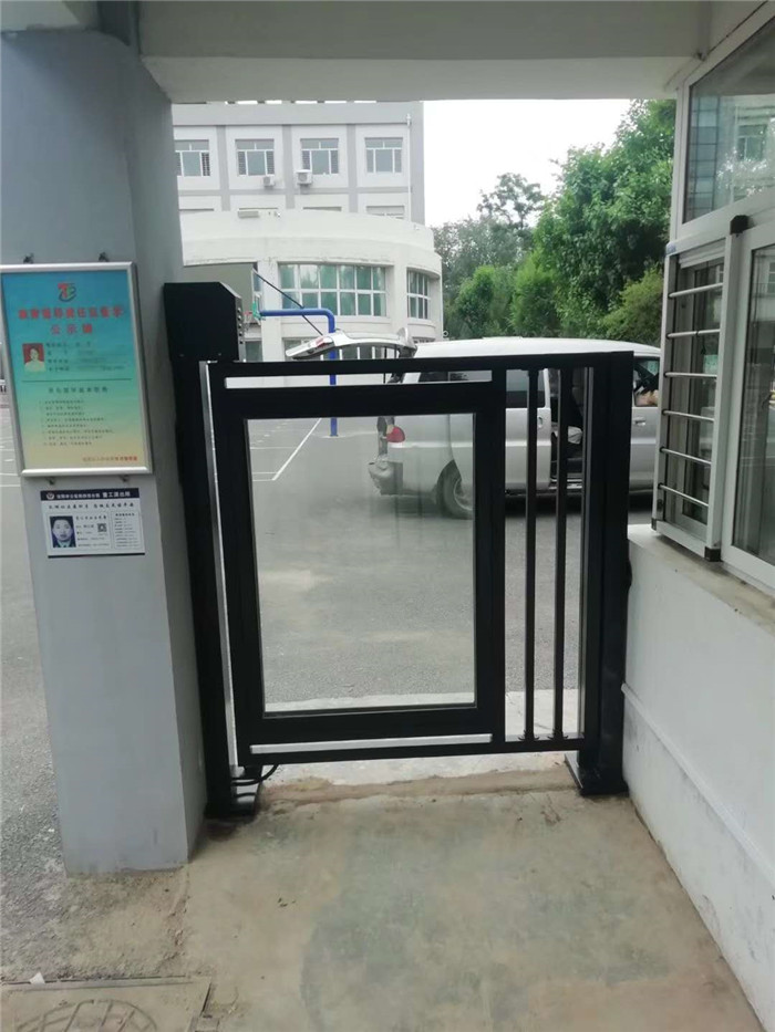 人行自動(dòng)小門